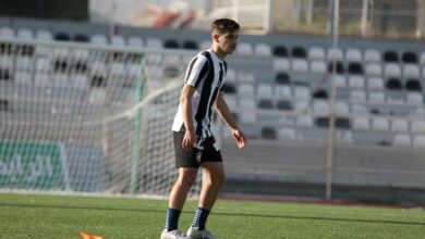 Photo of لاعب وفاق سطيف بوشامة: “لو كان المدرب يبحث عن النتائج لأشرك التشكيلة الأساسية فقط”